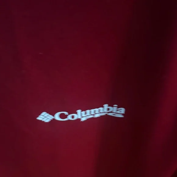 Columbia Men's Burgundy Rash Guard - Picture 3 of 4
